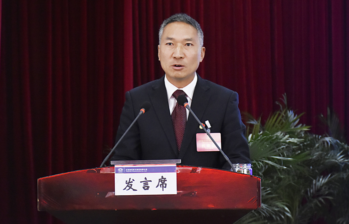王董事長(cháng)3xiao.jpg
